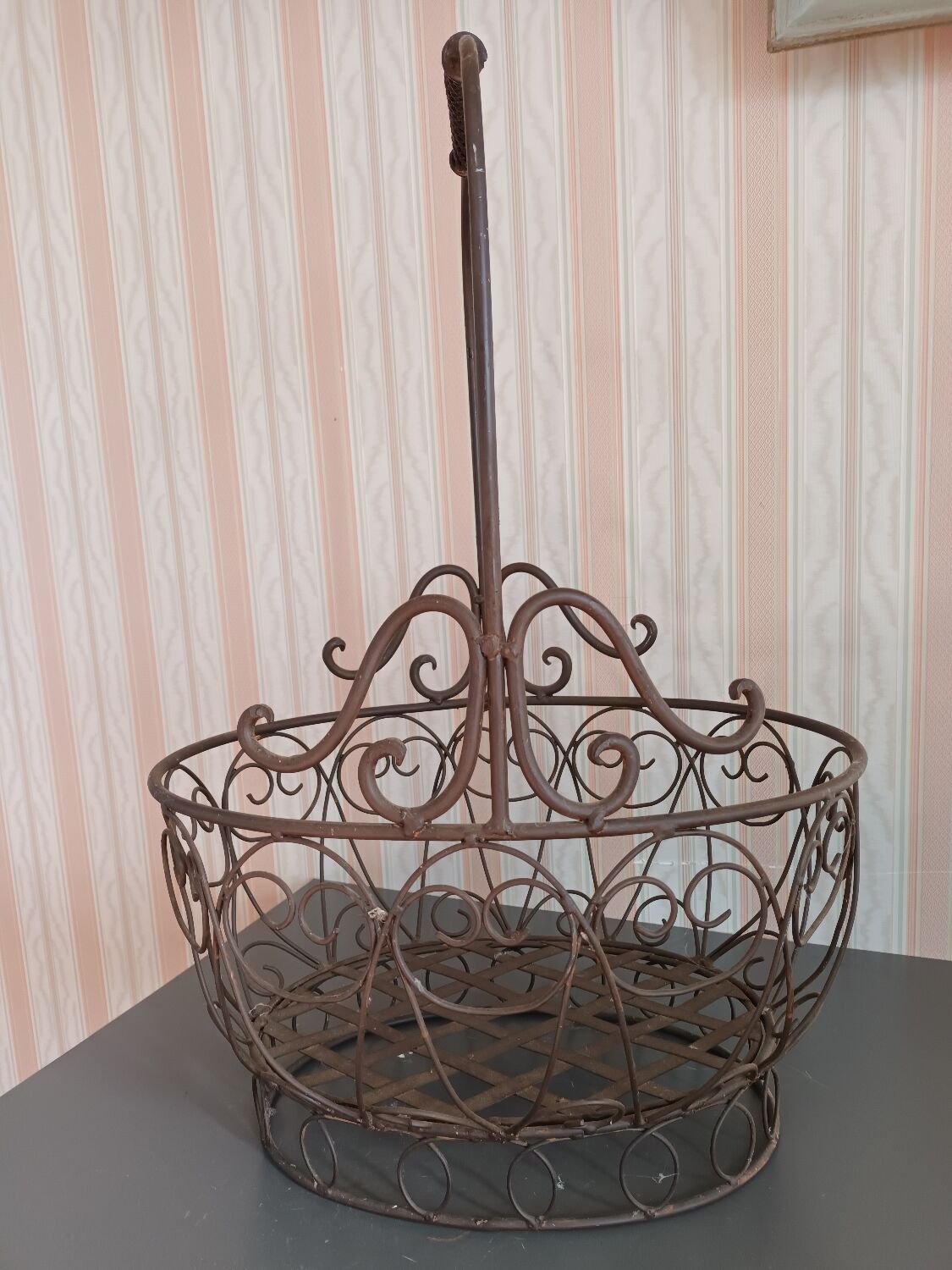 Iron basket