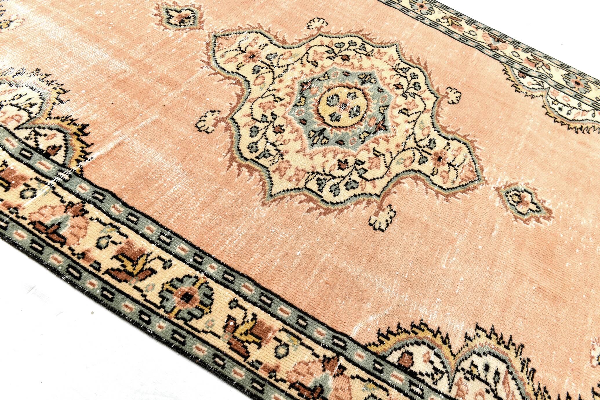 6x9 Peach & Light Green Oriental Vintage Area Rug, 183x273Cm