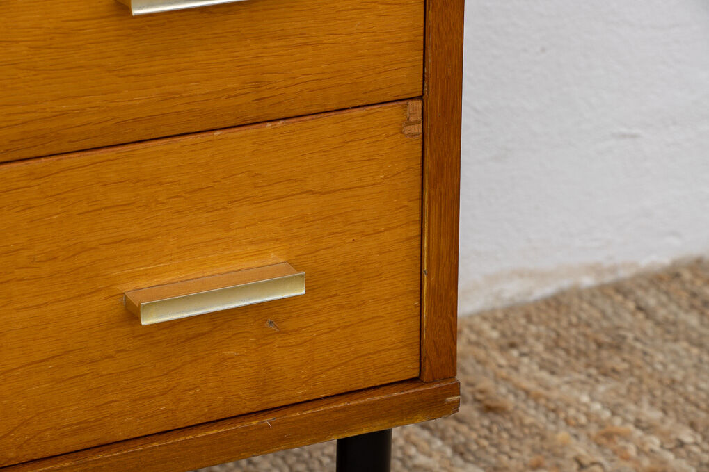 Vintage Scandinavian Chest of Drawers – 90 cm