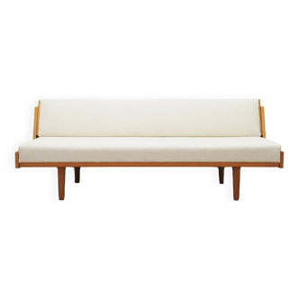 Ash sofa, Danish design, 1960s, designer: Hans J. Wegner, production: Getama
