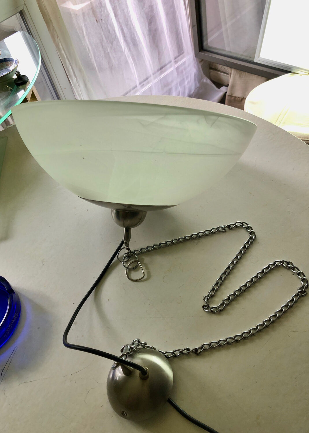 Molded glass pendant light