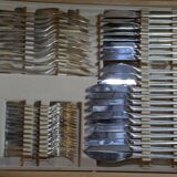 Ménagère Guy Degrenne collection fuse, 128 couvert métal argenté
