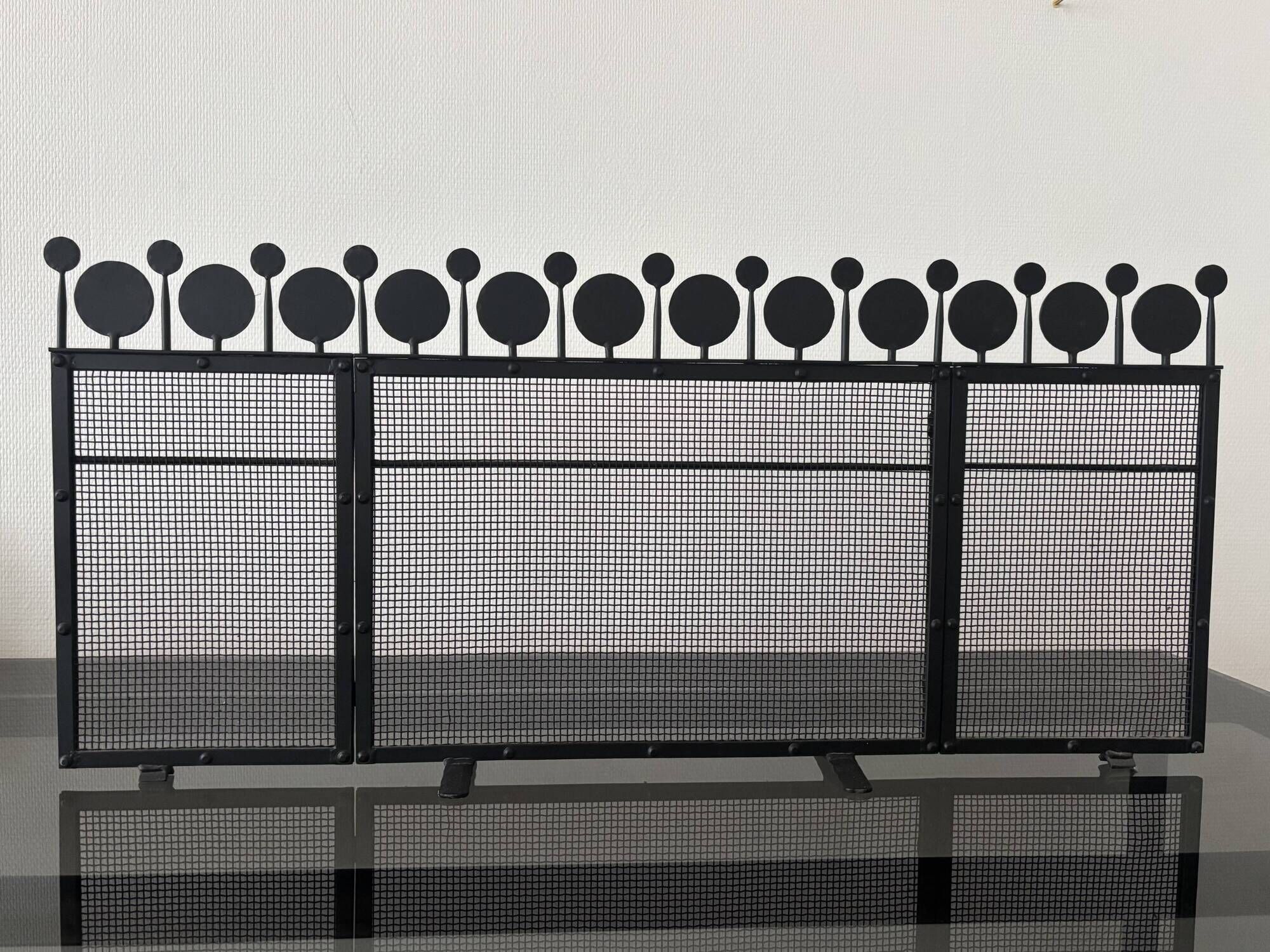 Fire screen - Bertil Vallien for Boda 1960 Lacquered metal black 86cm