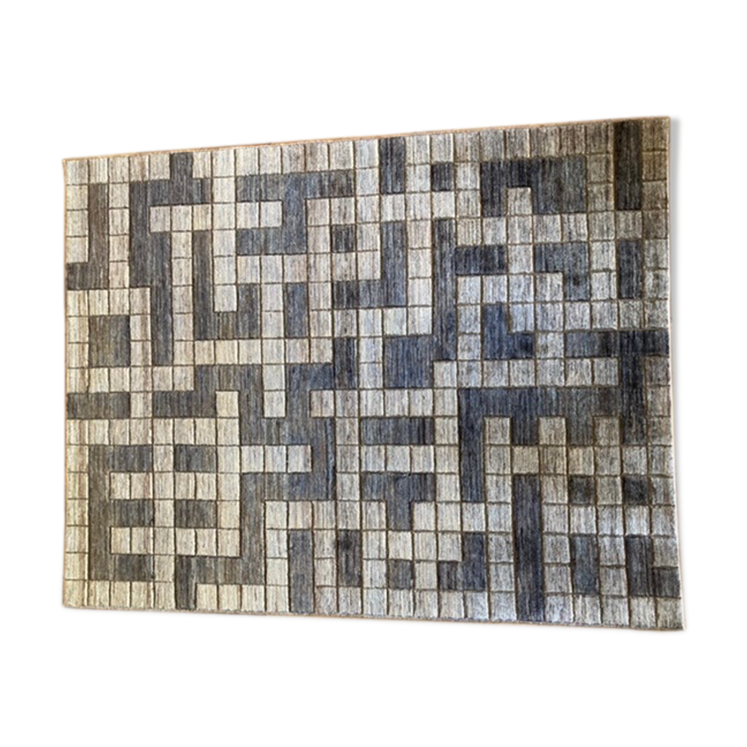 Modern wool rug 192x150cm