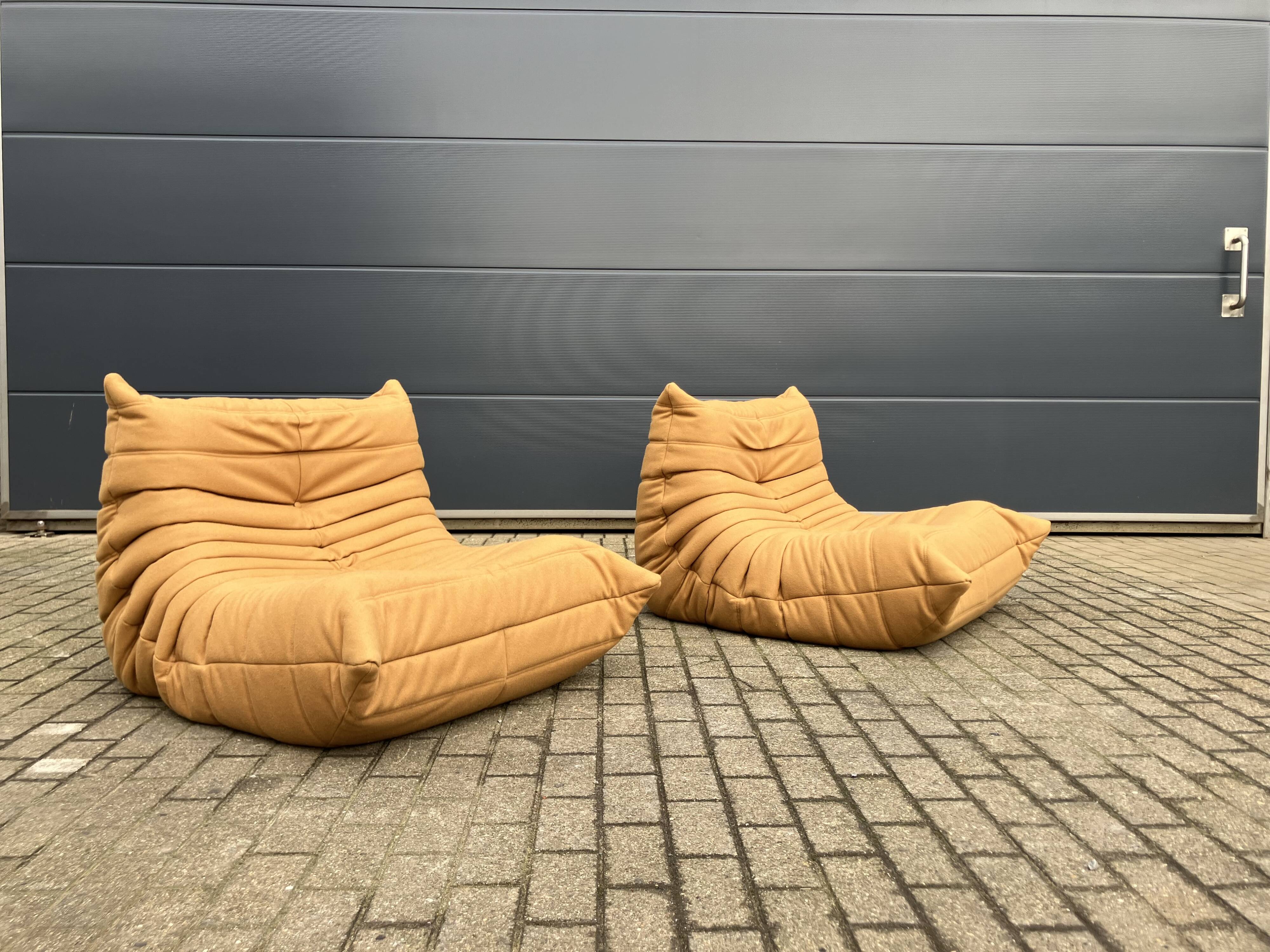 2x 100% authentic Ligne Roset Togo 1zits in NIEUWSTAAT!!