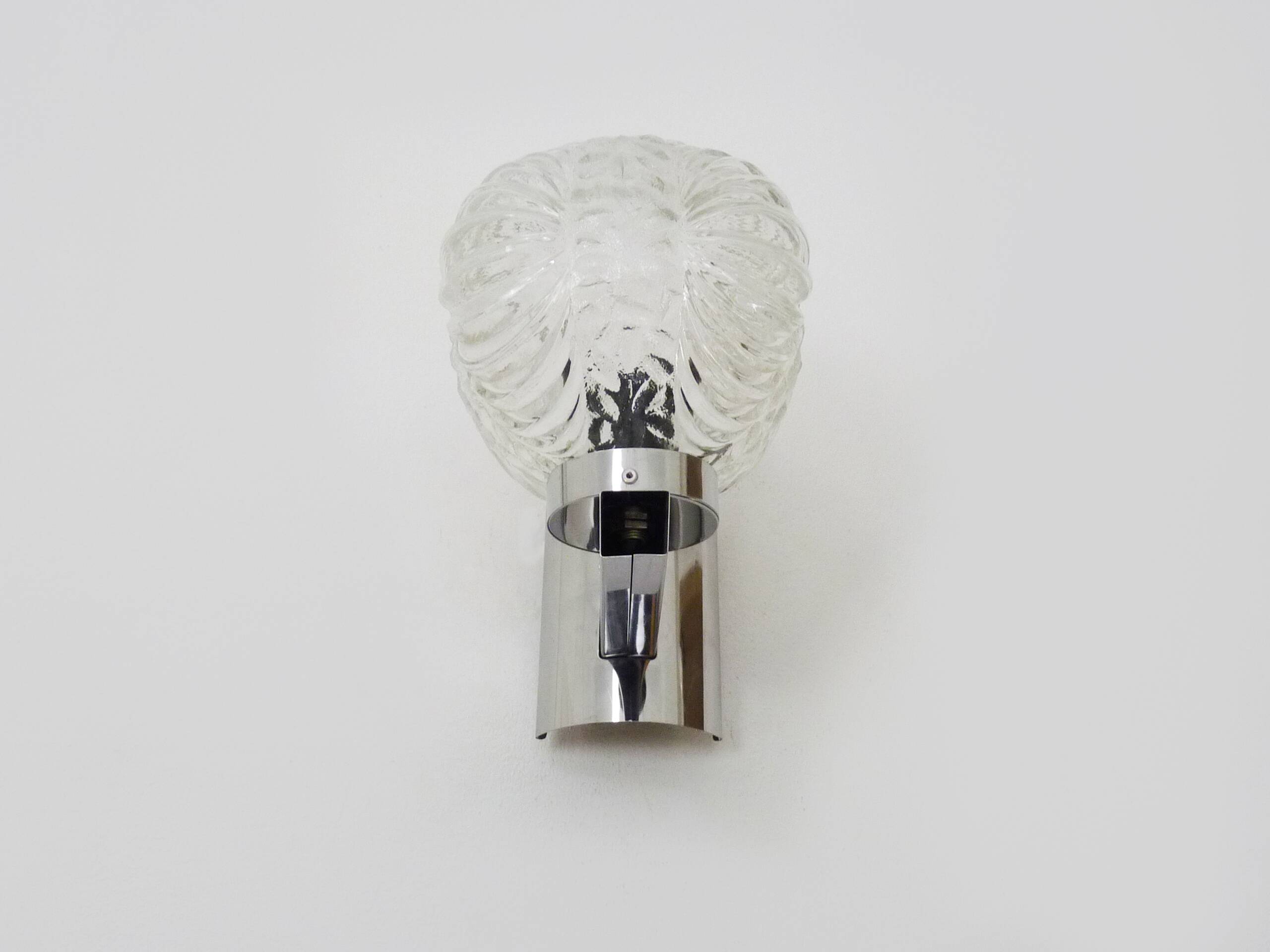 Vintage space age 60s wall light in chrome metal