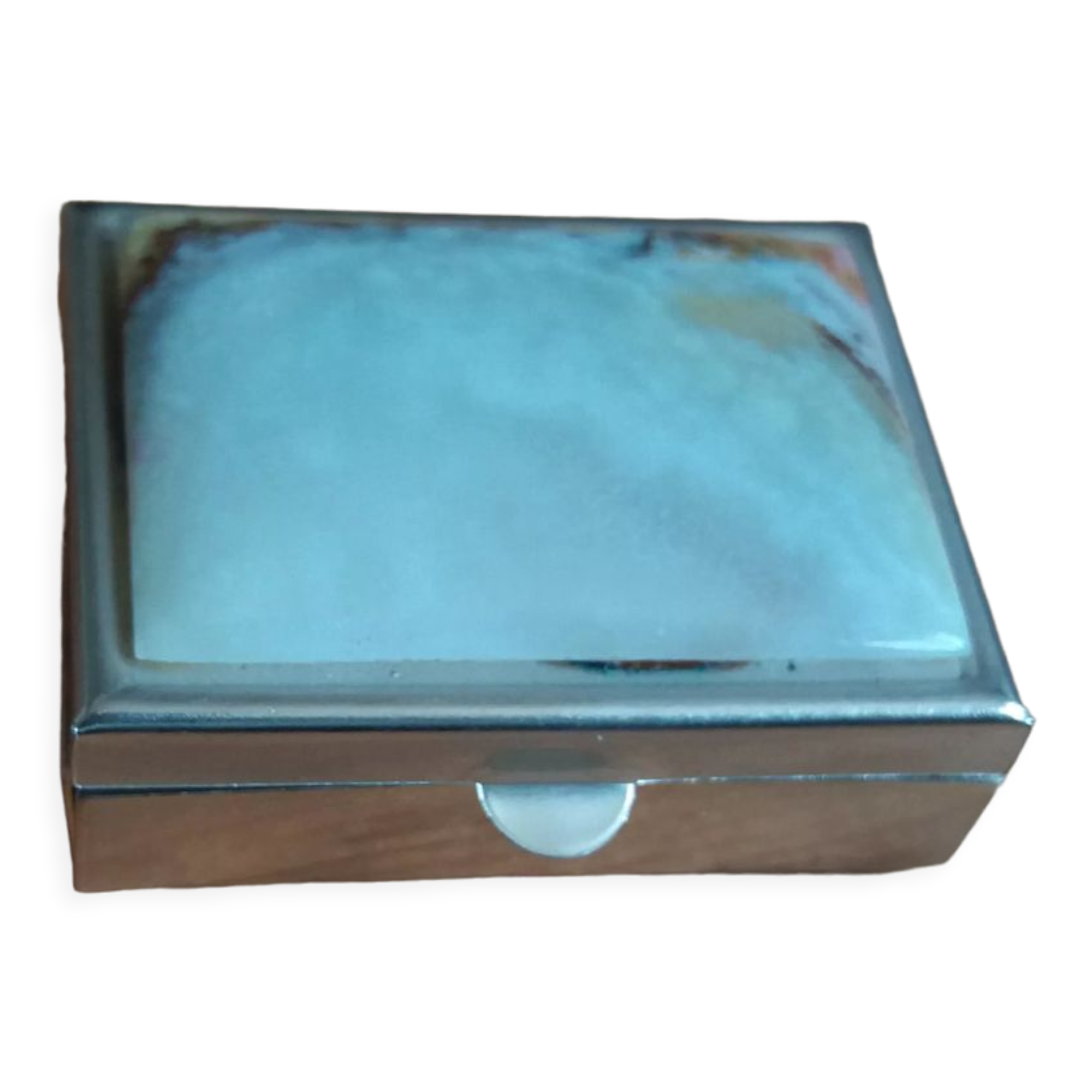 Pillbox gilded metal box and polished marble cabochon