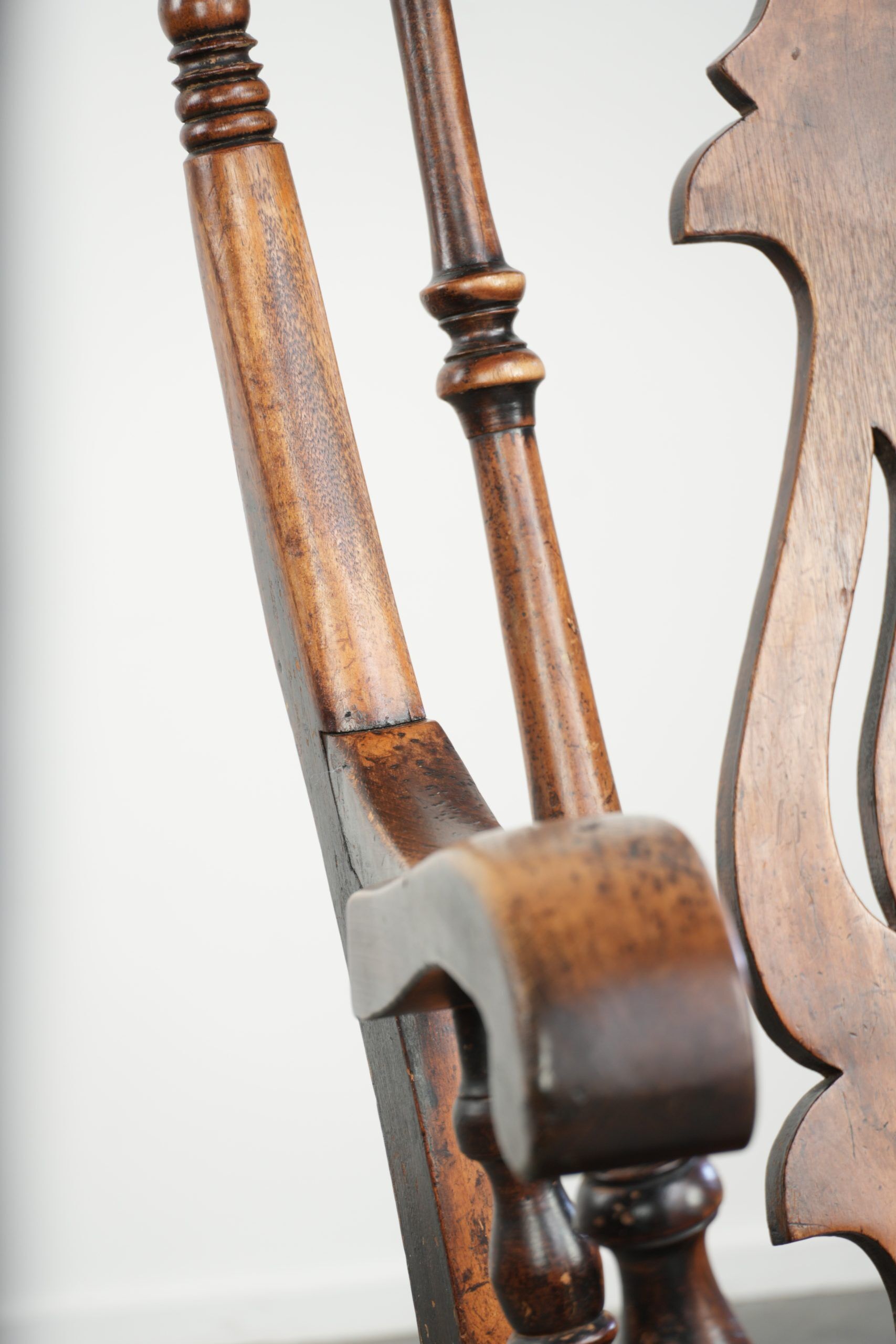 Antique English Windsor spindle chair from the early 19th century