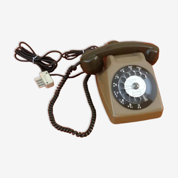 Téléphone à cadran rotatif avec écouteur (9 octobre 1975) Socotel, modèle S63