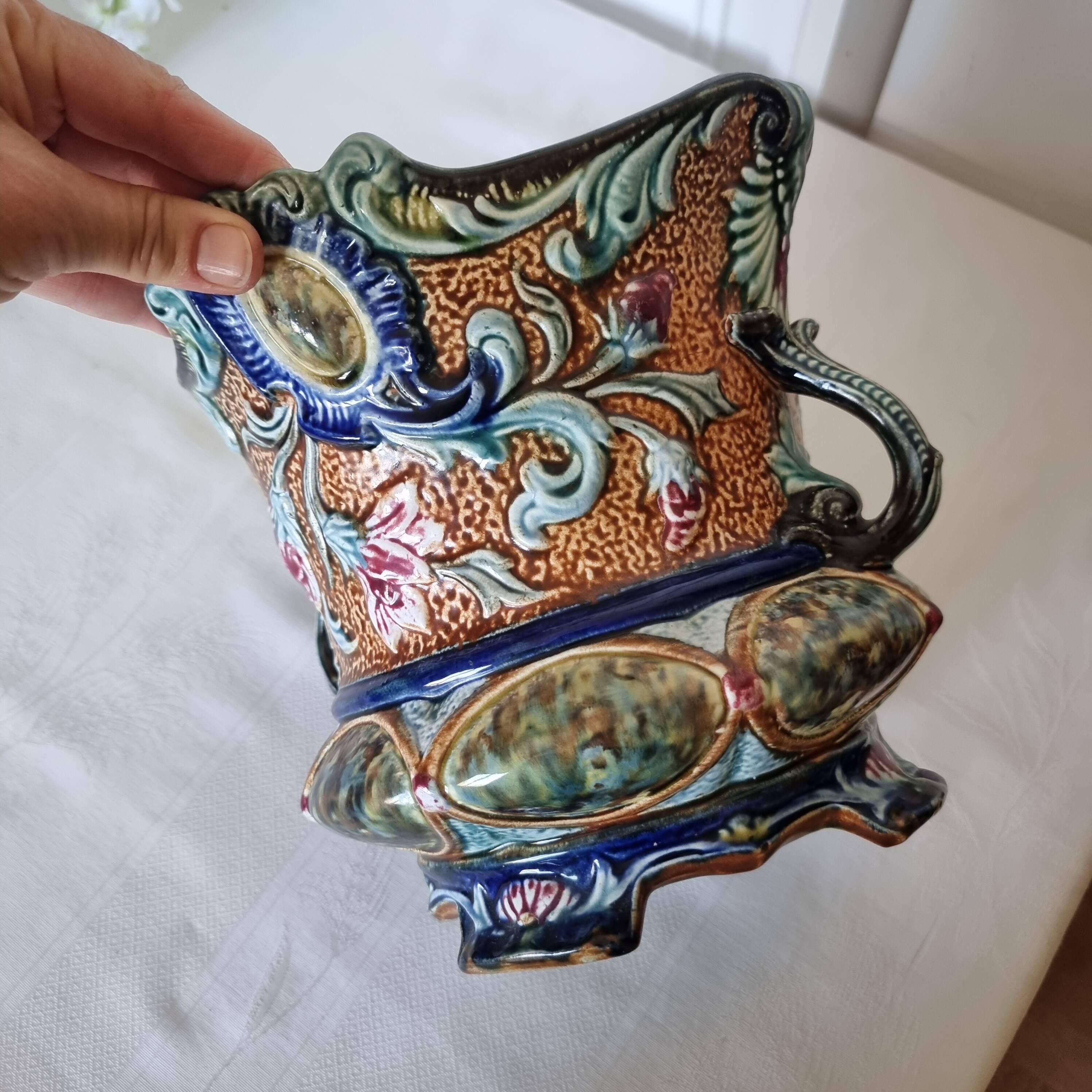 Antique ceramic macetero Barbotines Onnaing Siglo XIX Art Nouveau