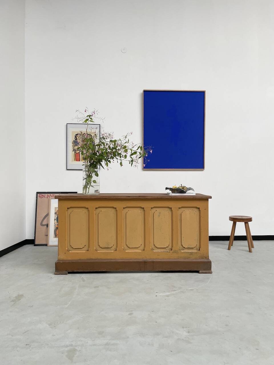 Yellow patina commercial counter from the 50s