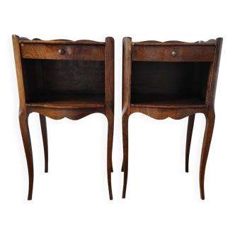 Paire de tables de chevet classique Louis xv