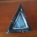 Cendrier triangle bleu vintage en grès émaillé