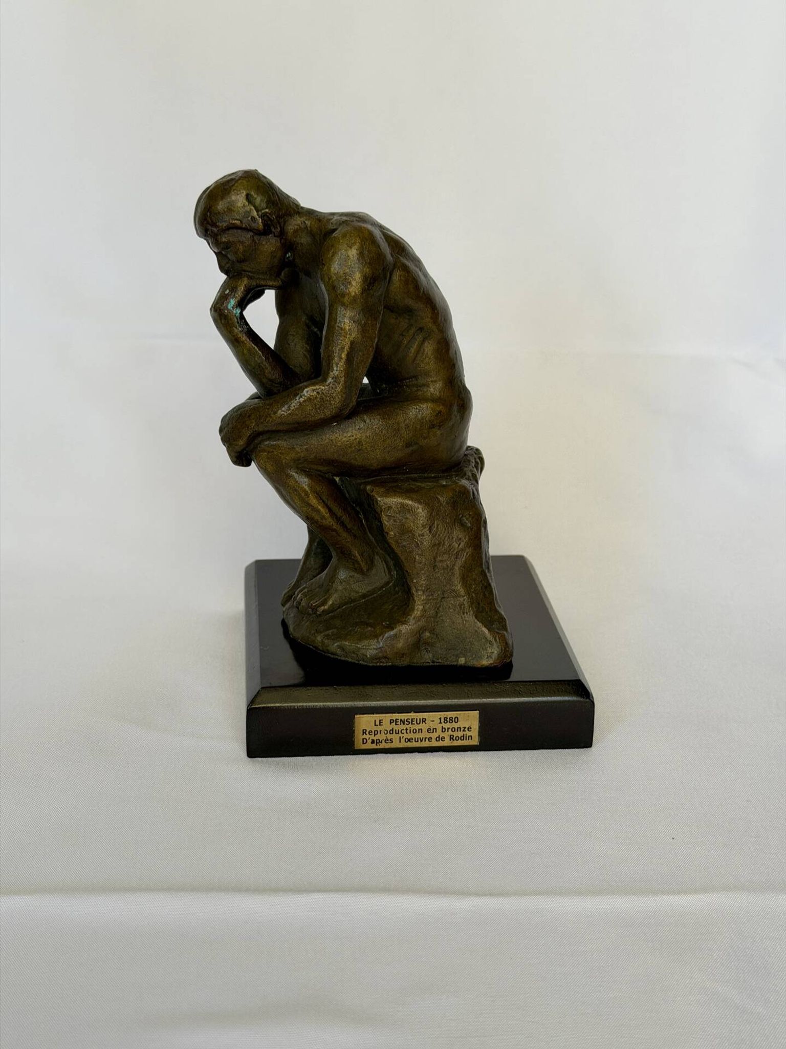 La sculpture en bronze Le Penseur, statue en bronze Rosin