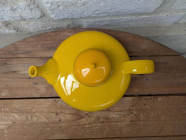 Théière jaune année 60/70 série Pop Design Inger Persson Rörstrand Sweden