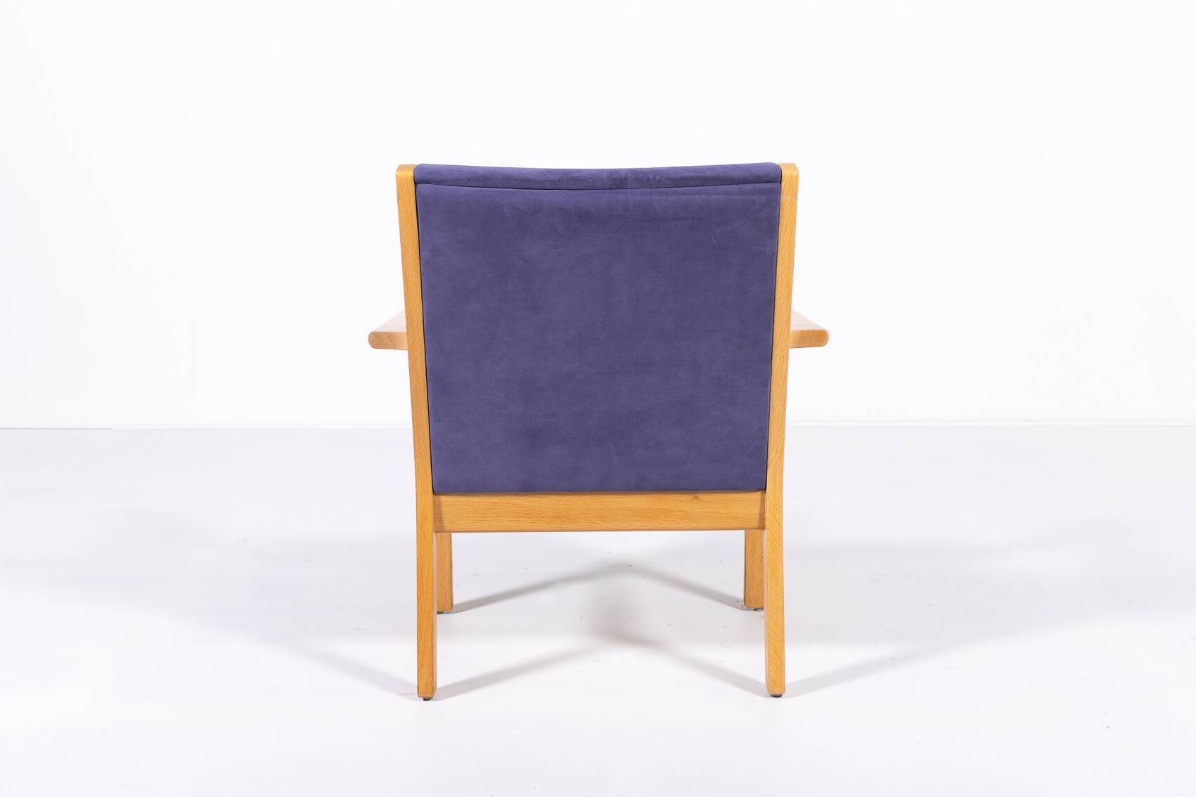 Scandinavian design armchair by Hans Wegner for Getama, 1980’s Denmark