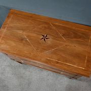 Commode Sauteuse en Marqueterie, Style Louis XVI – 1re partie XXe