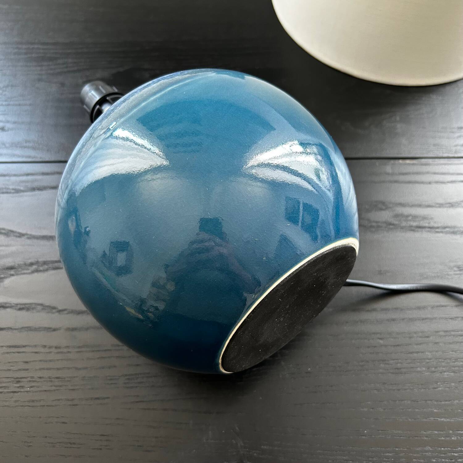Blue ceramic ball lamp