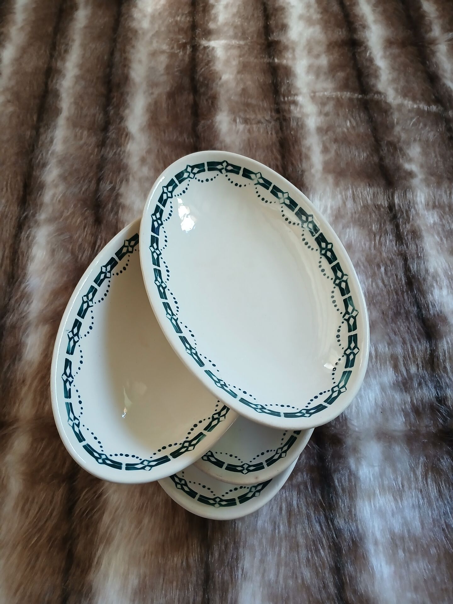 4 antique dishes in ironstone from Badonviller