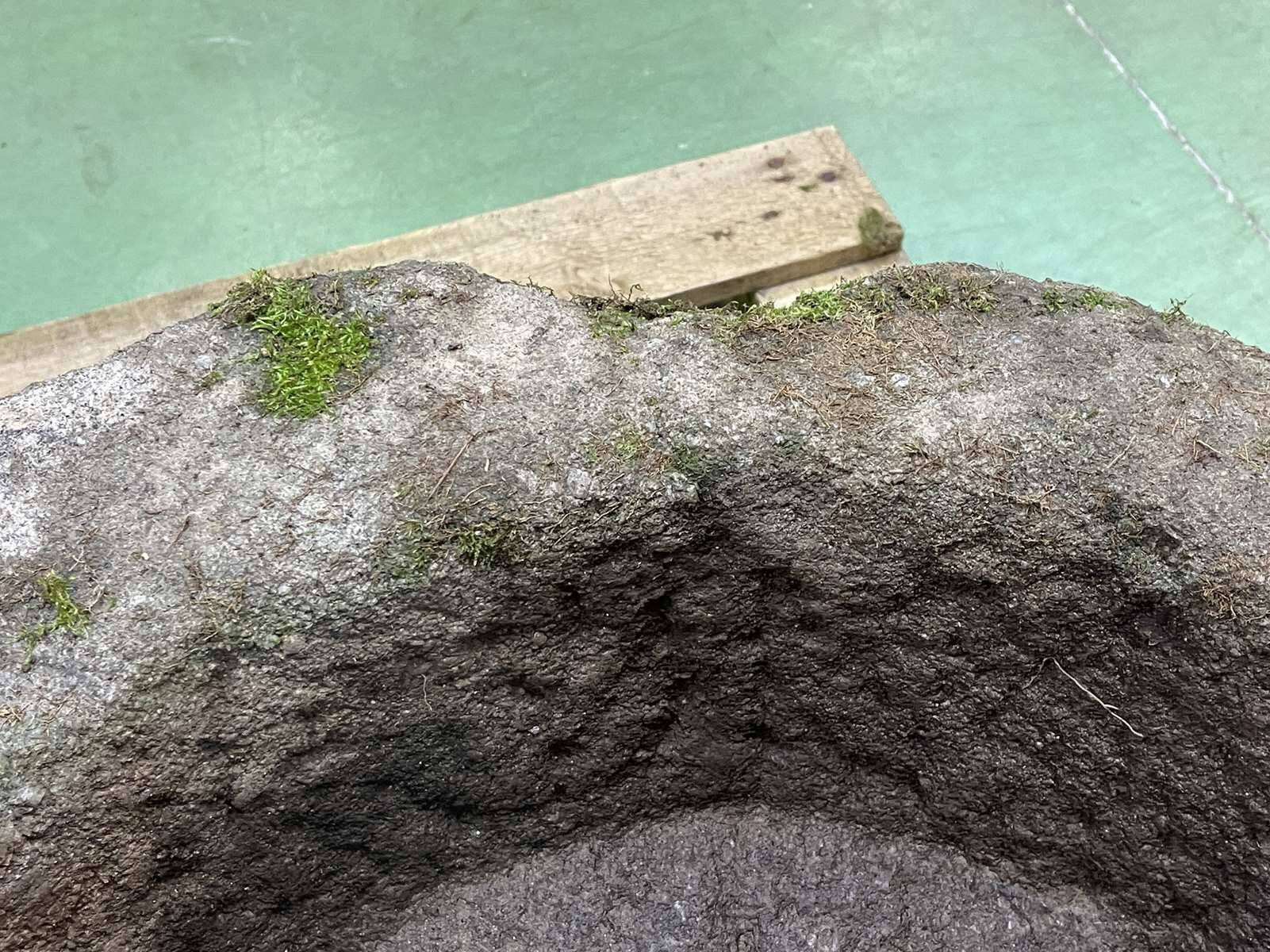 19th century granite trough in round shape - Ref J1-45