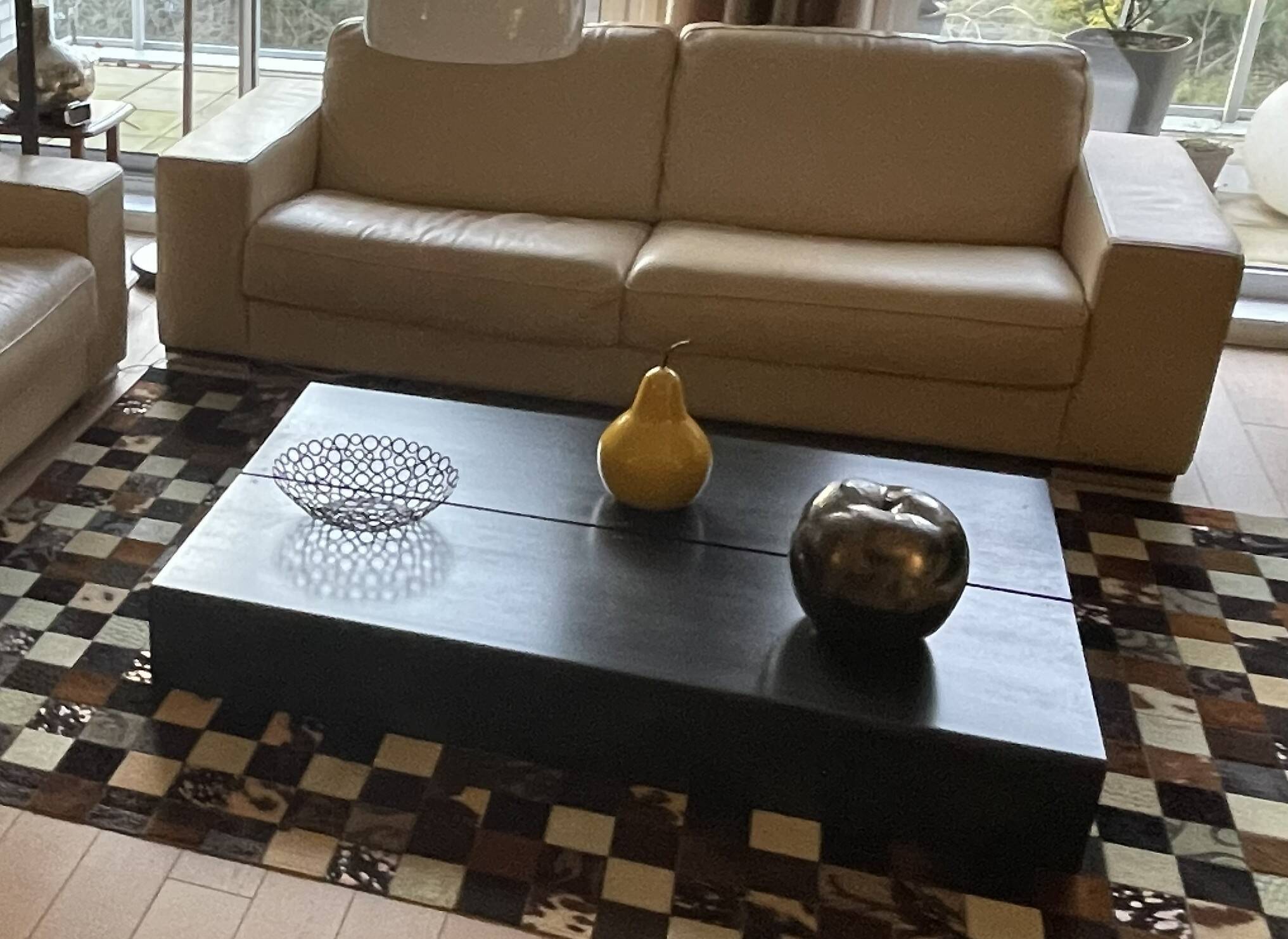 Design steel coffee table (contemporary style)