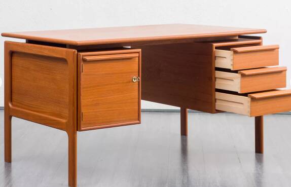 Danish desk from the 60s, teak