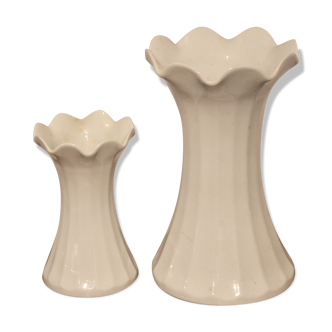 Duo de vases en porcelaine blanche