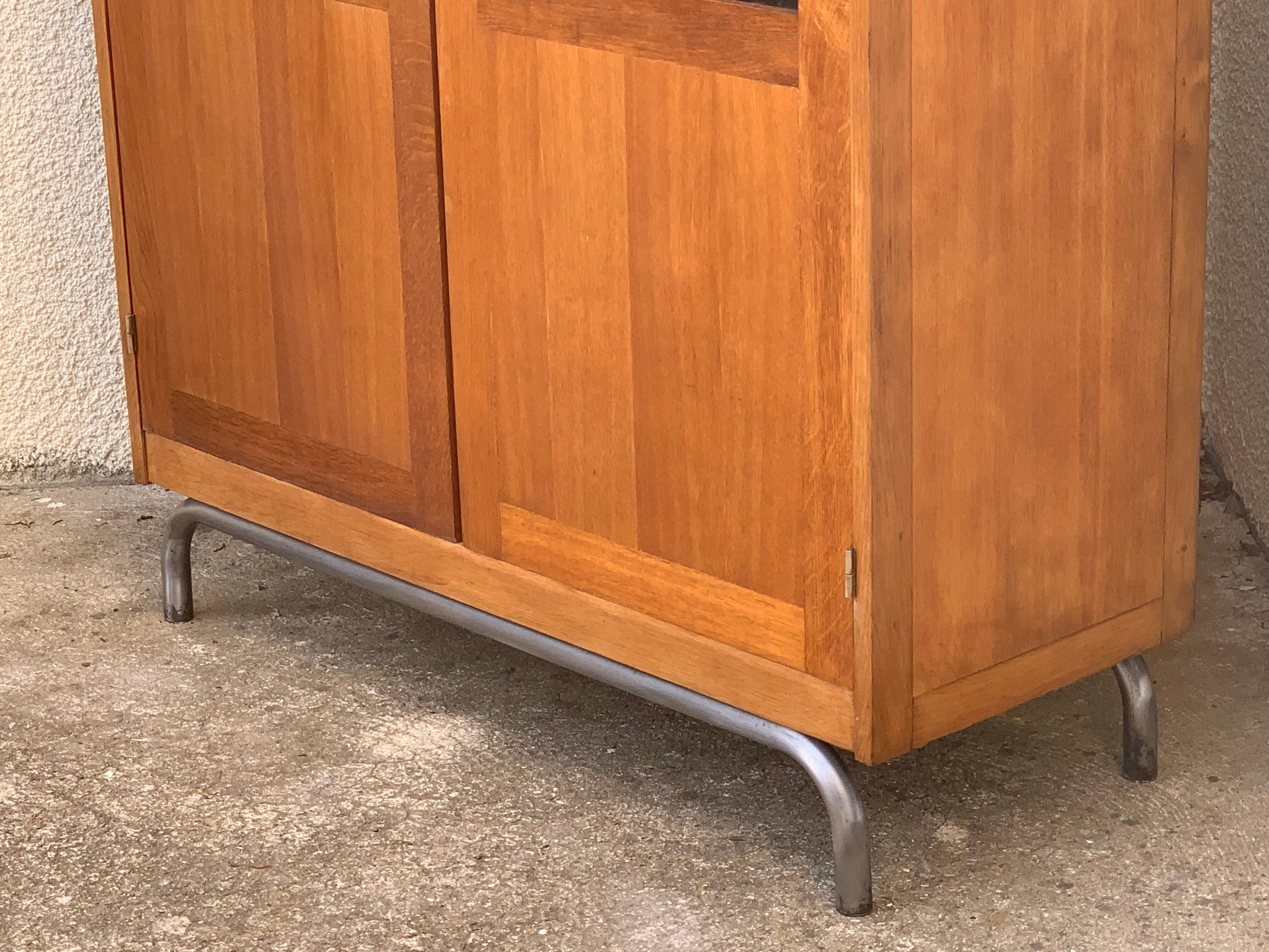 Glass cabinet from a primary school, 1950.