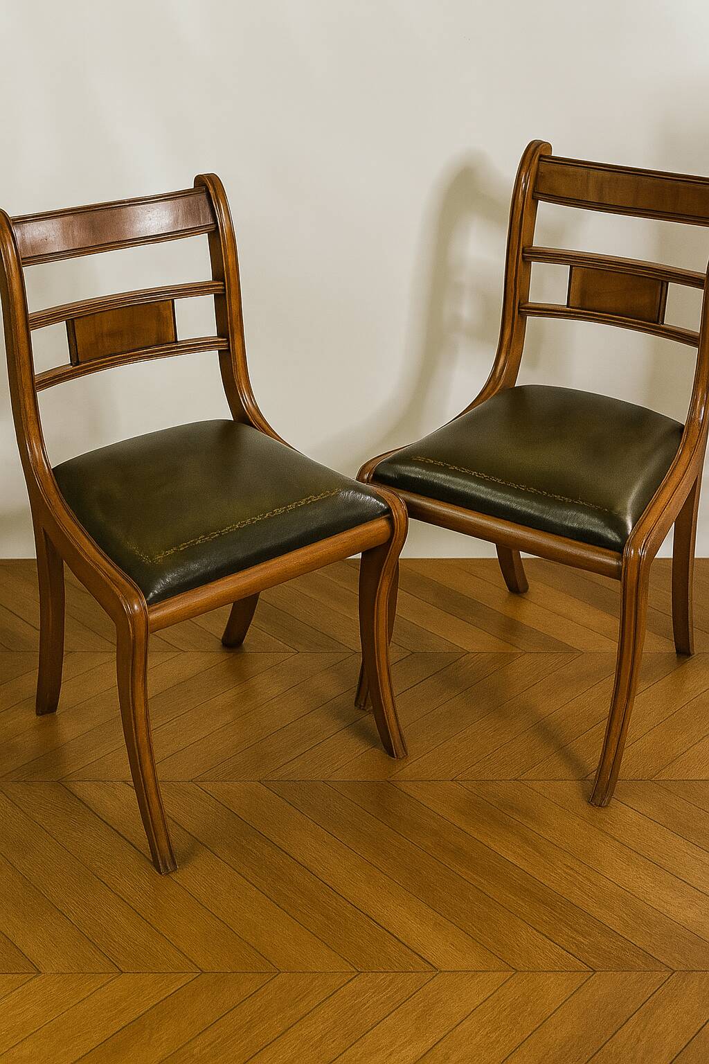 Ensemble de 4 chaises vintage en bois courbé