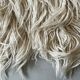 Grand tapis en laine naturelle shaggy / flokati tissé à la main blanc cassé