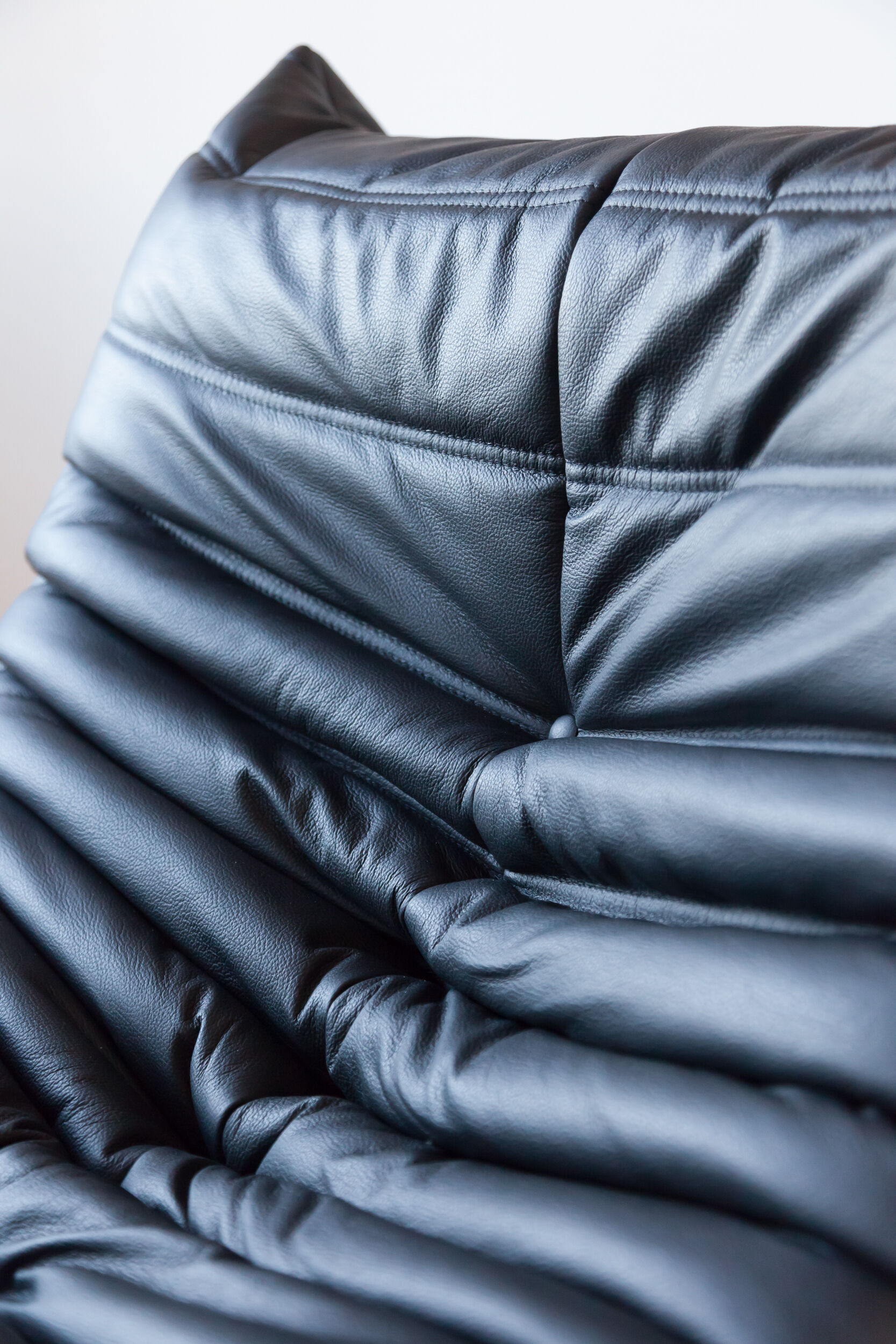 Togo armchair model designed by Michel Ducaroy 1973