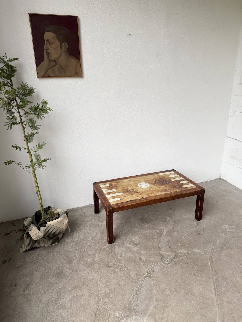 Dyem ceramic coffee table