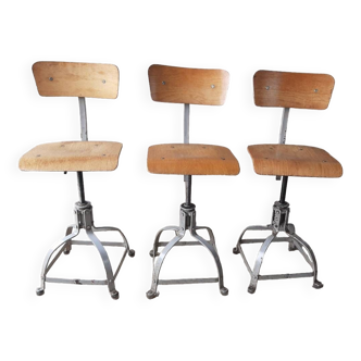 3 chaises d'atelier Biennaise