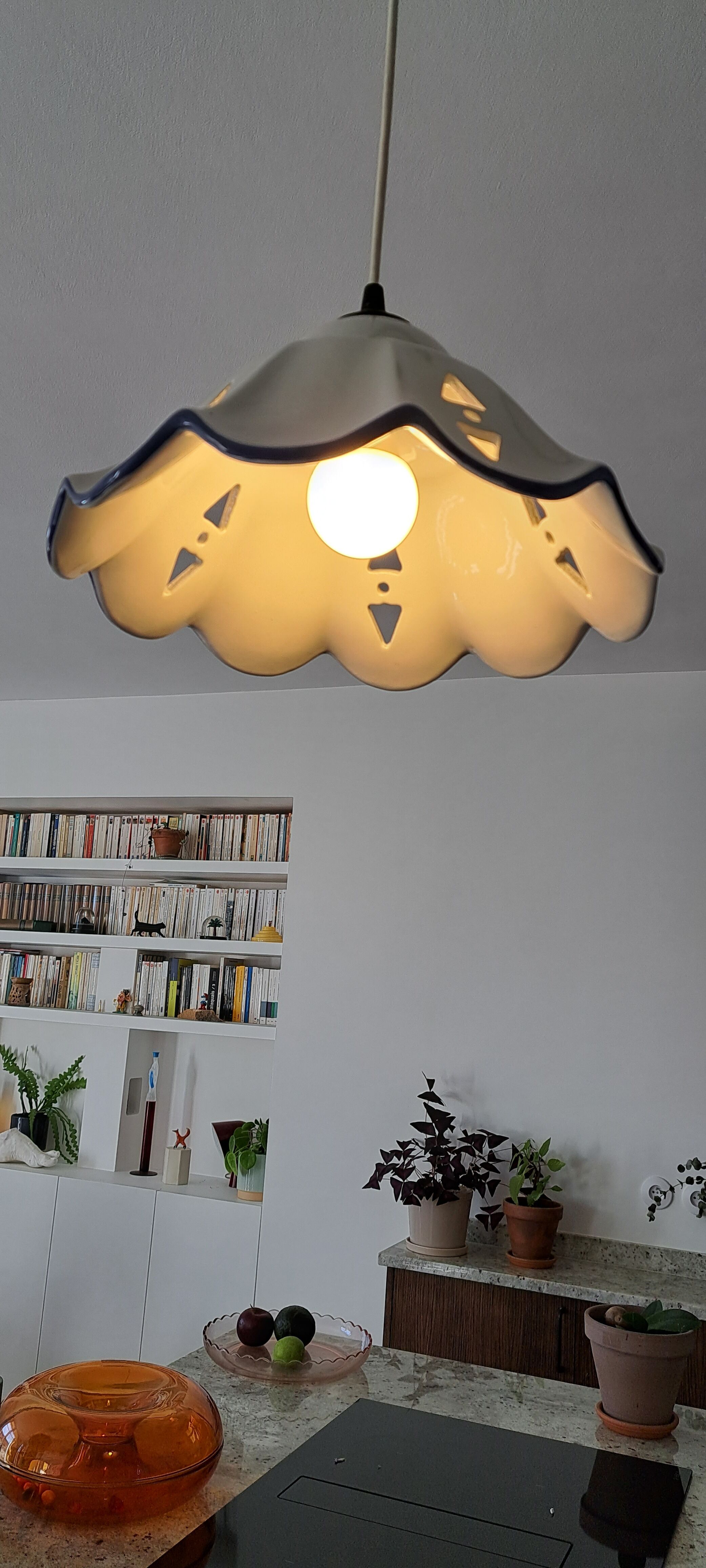Ceramic pendant light