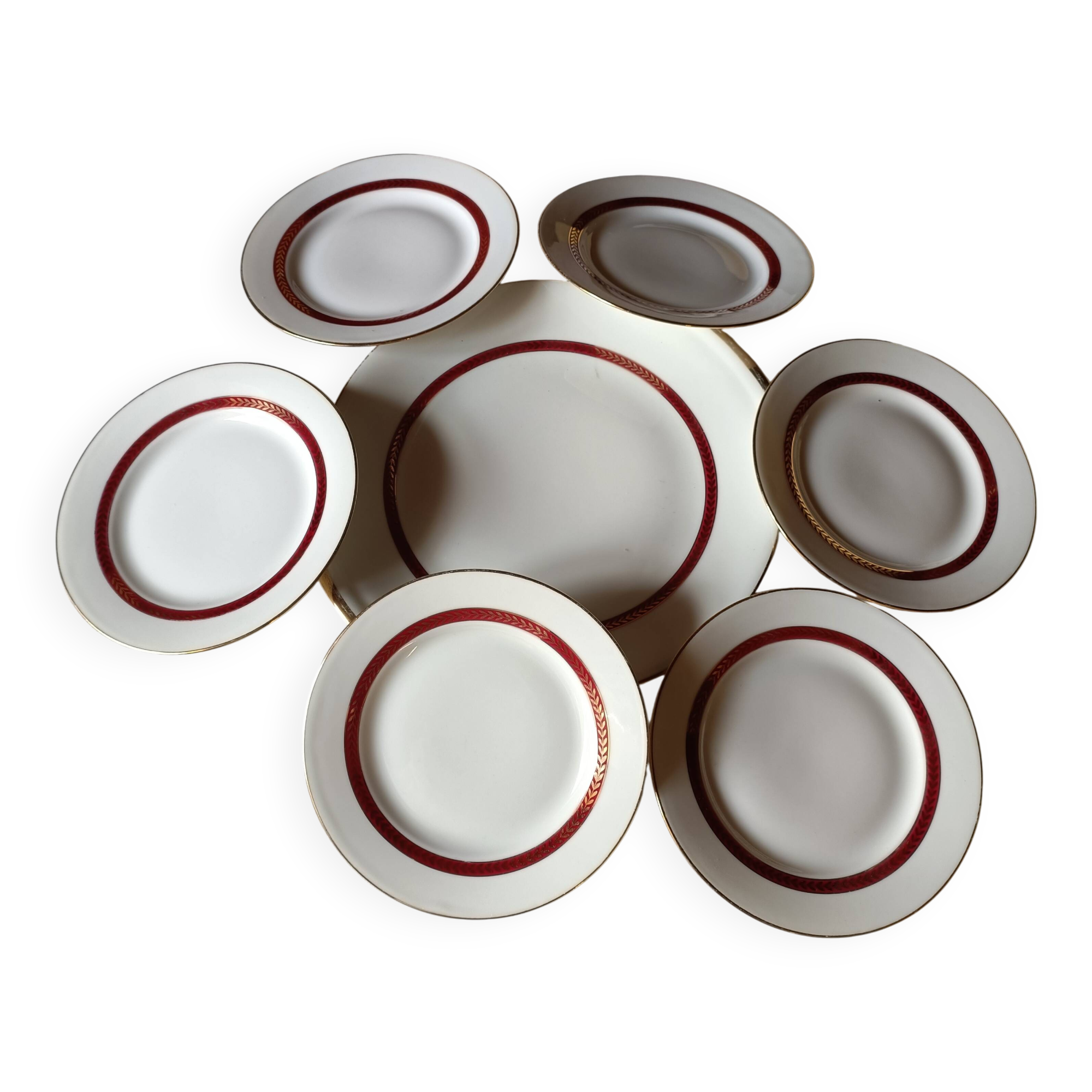 Limoges cake dish and its 6 dessert plates