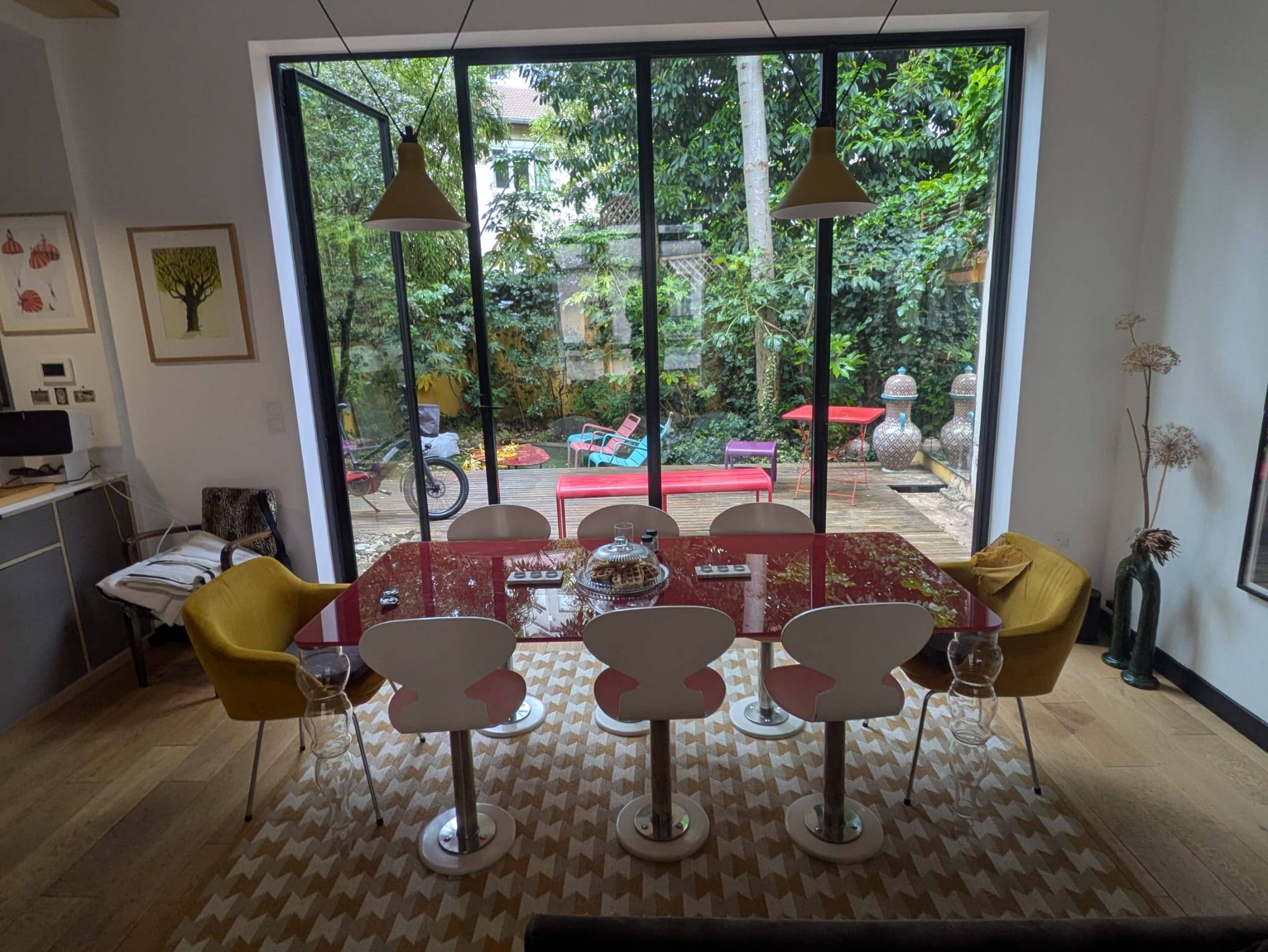 Table post-modern glass Italia POS02 red top