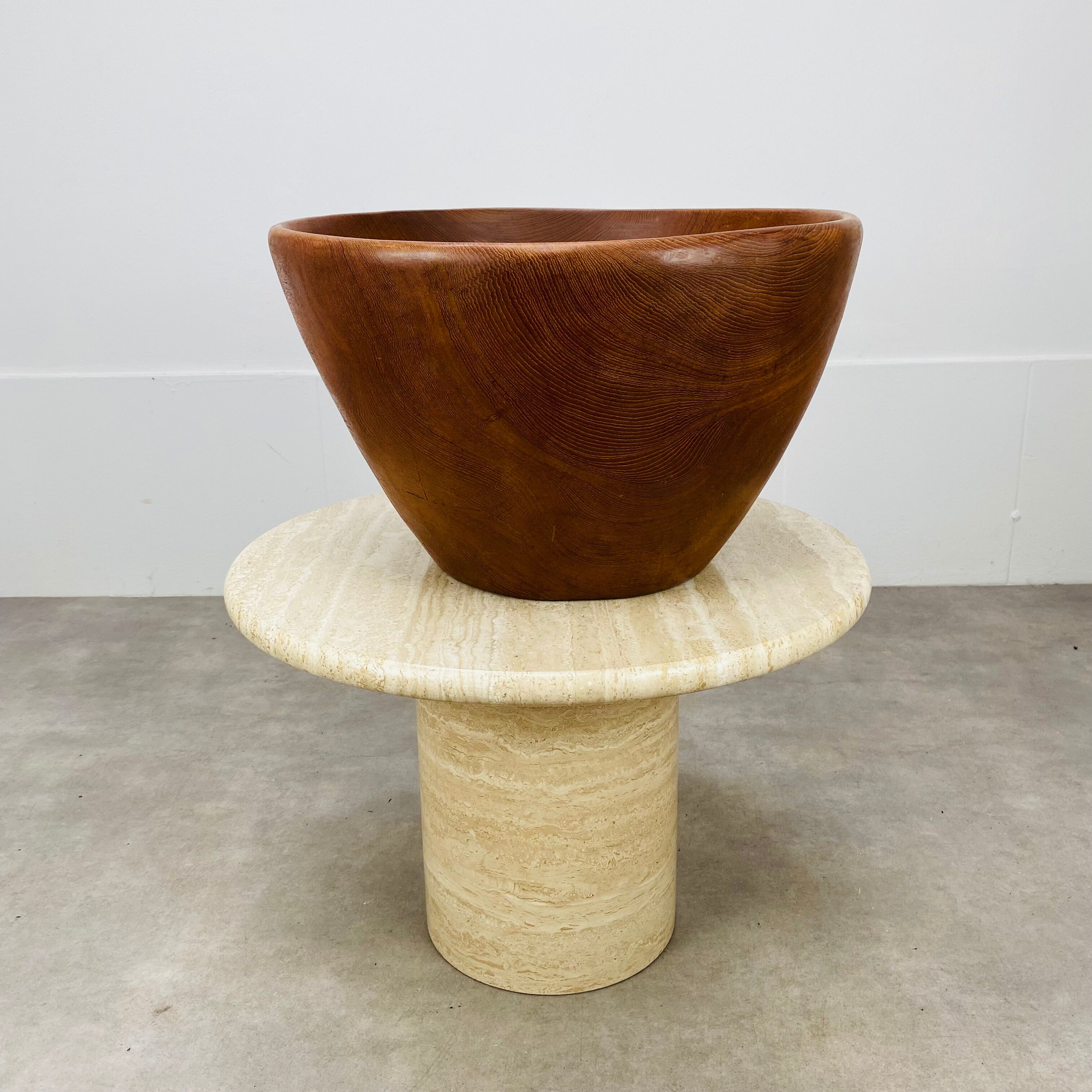 Floor cup danish teak 60s