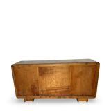 Buffet en noyer Art déco italien, de grande qualité.