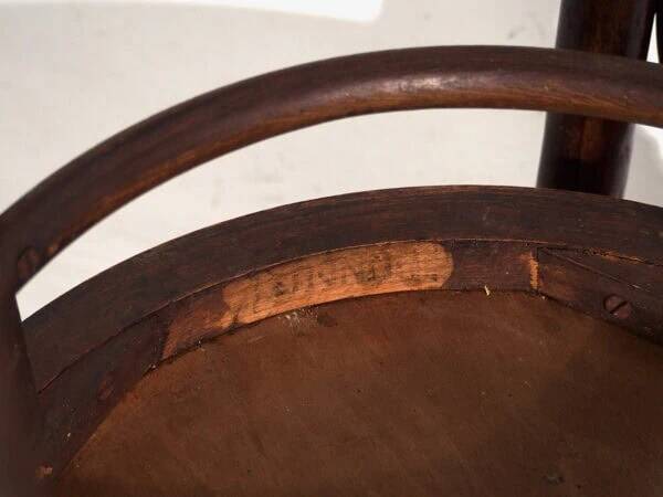 Thonet-Mundus bentwood chairs (circa 1920). Set of 4, no. 3