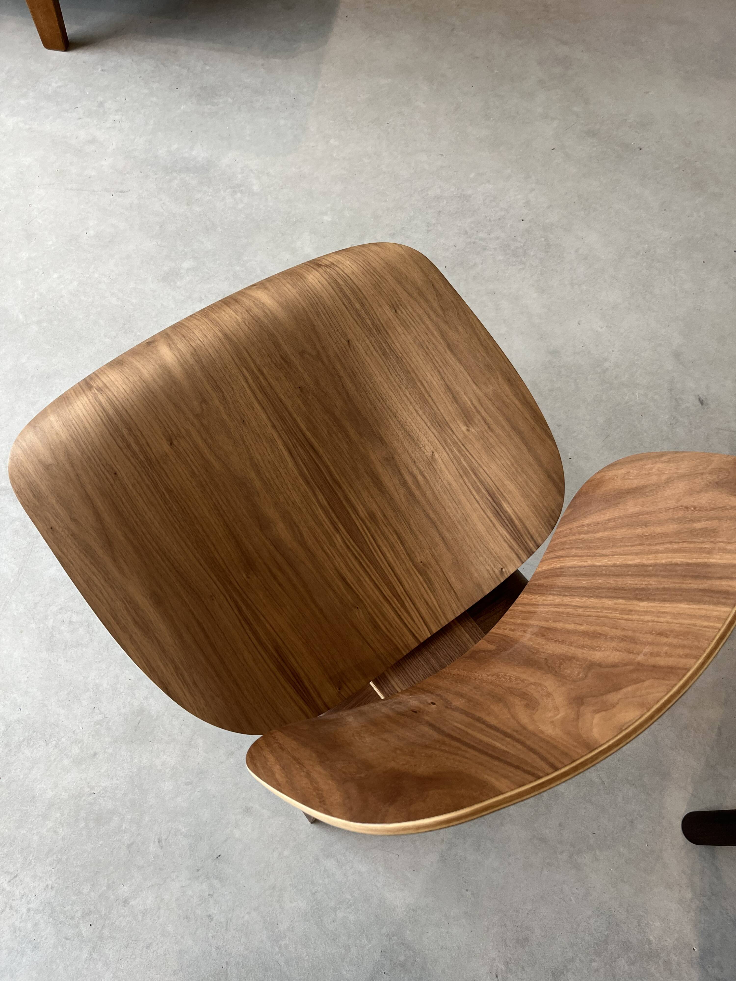 Charles & Ray Eames LCW Walnut Lounge Chair for Herman Miller