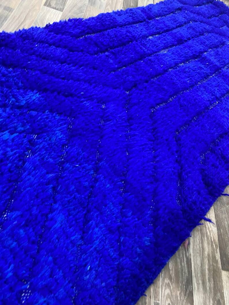 Tapis berbère traditionnel fait main