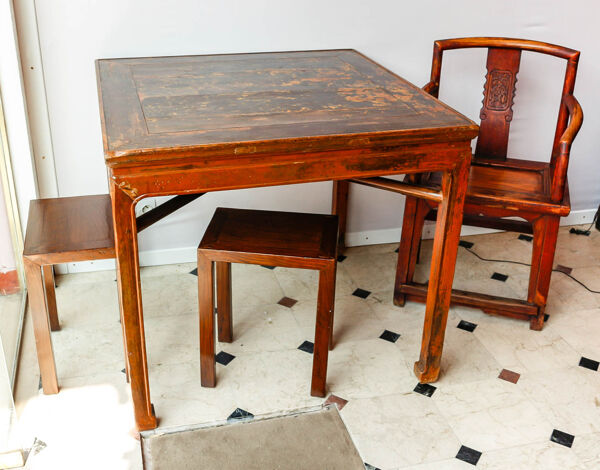 Table à manger chinoise