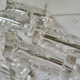 Glass knife holder