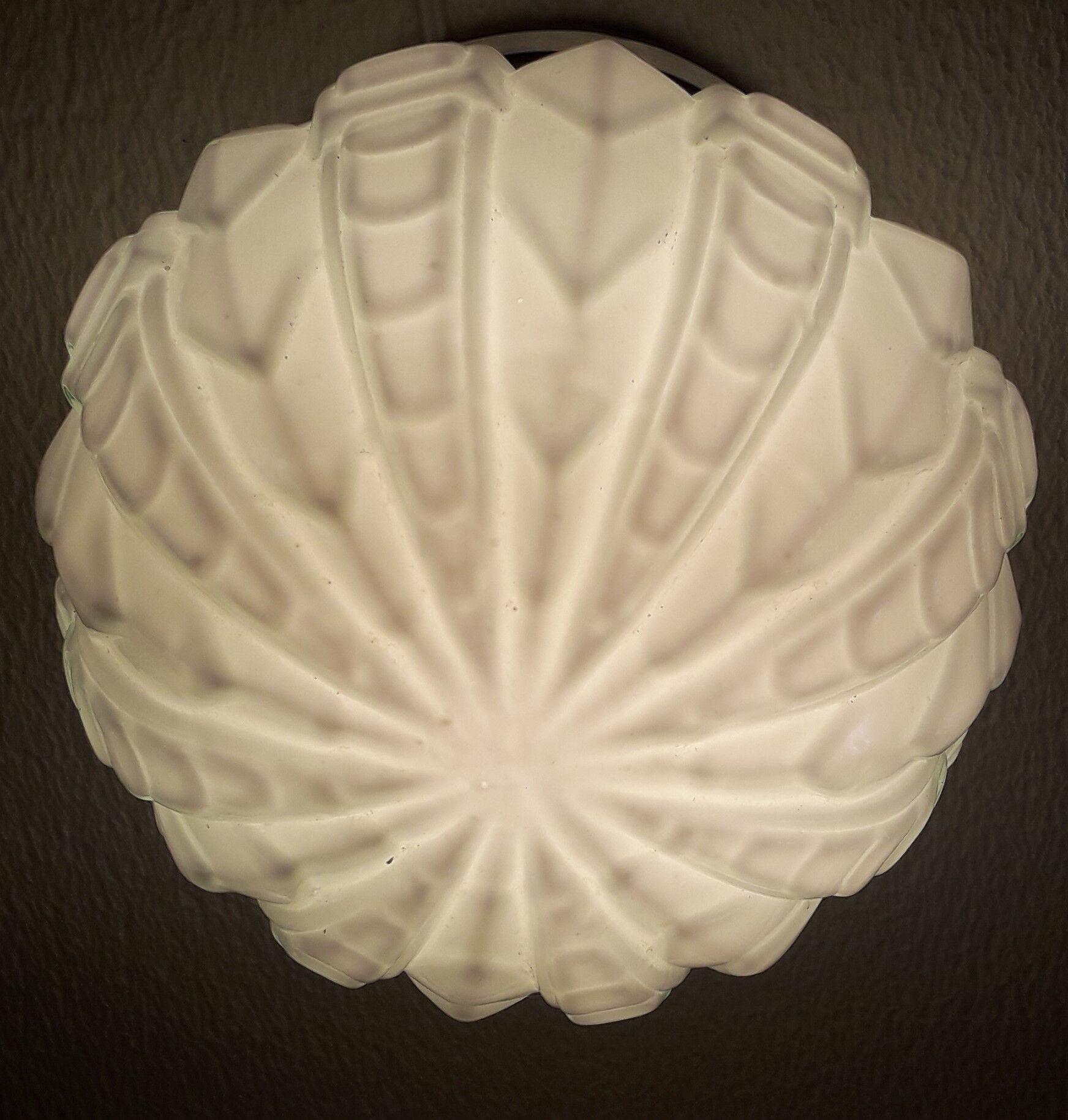 Opaline ceiling light
