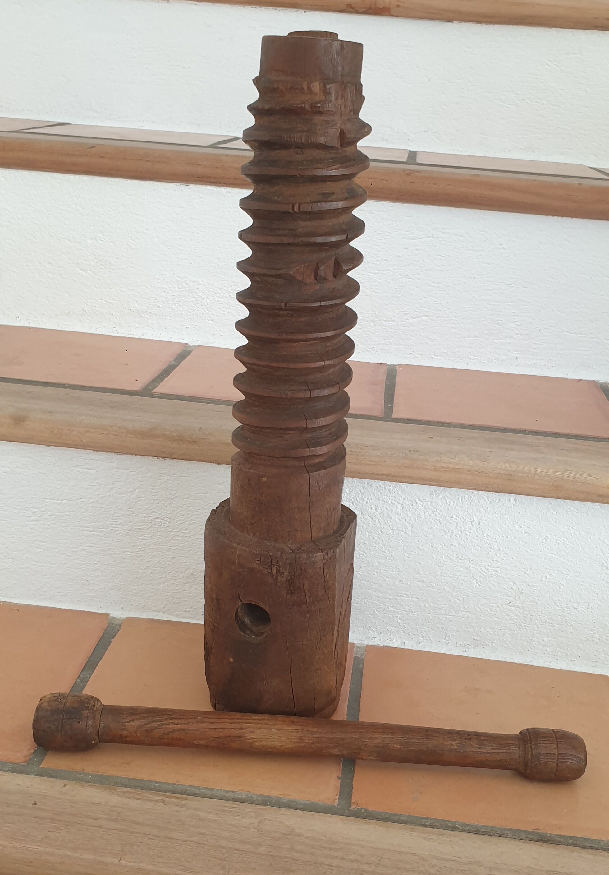 Press screw