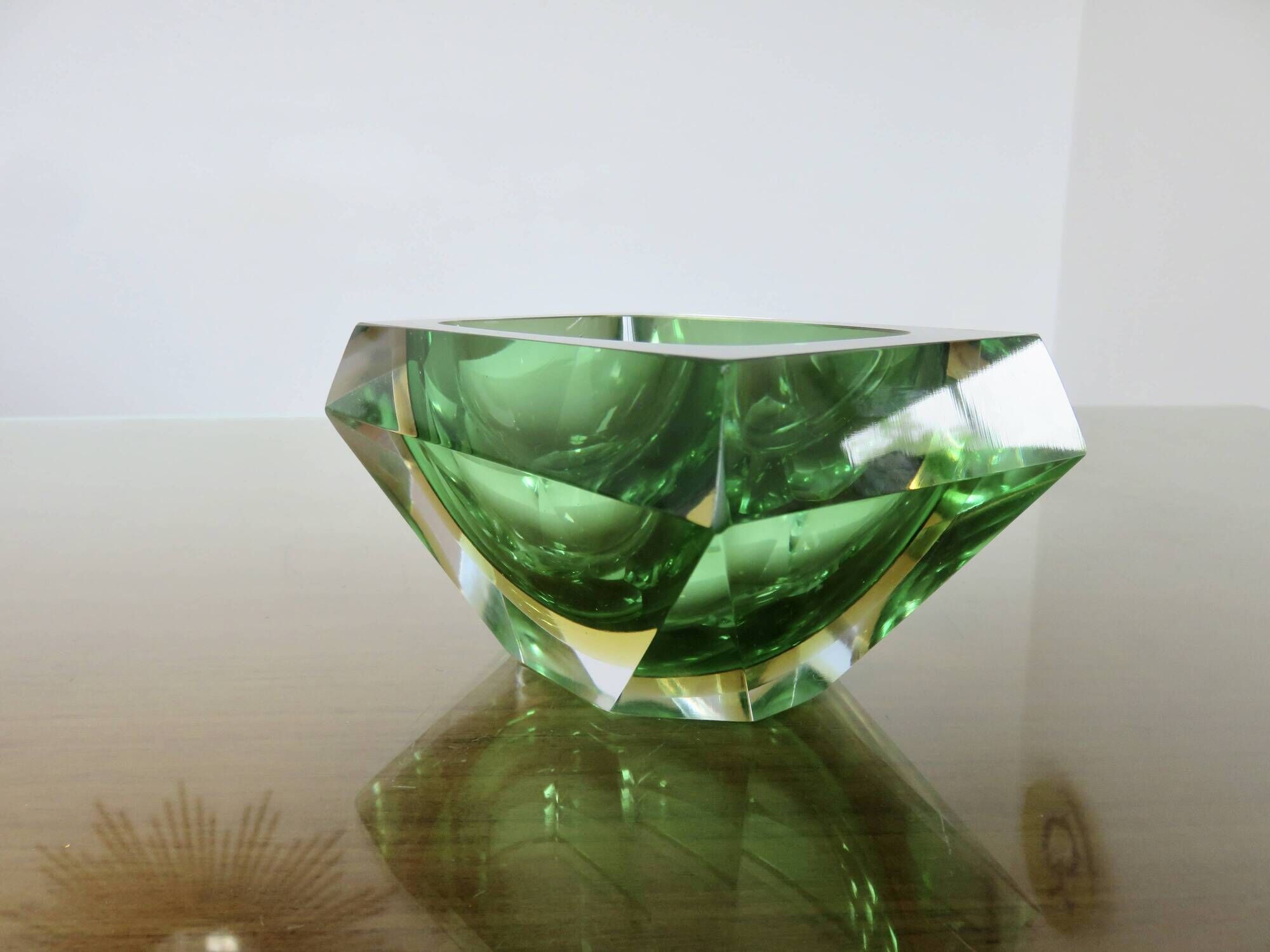 Murano Sommerso glass ashtray, by Flavio Poli for Seguso, 1960
