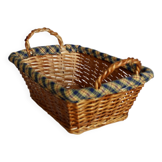 Panier vintage en osier avec doublure à carreaux bleu et jaune