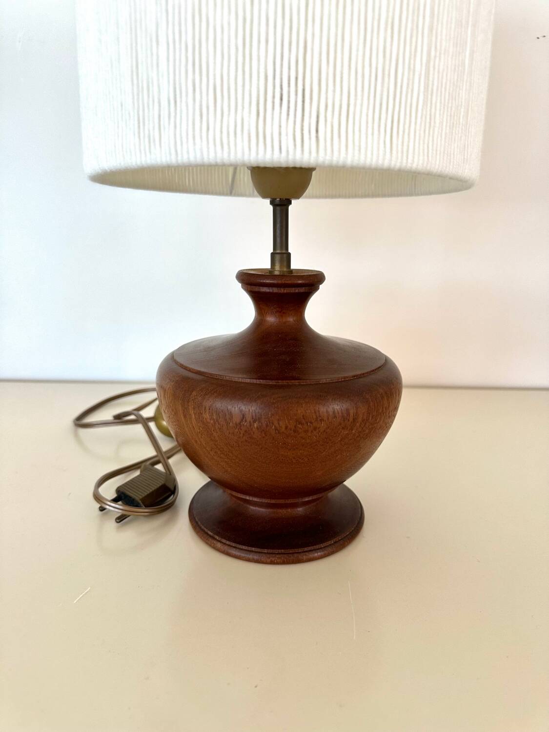 Wood and cotton lamp