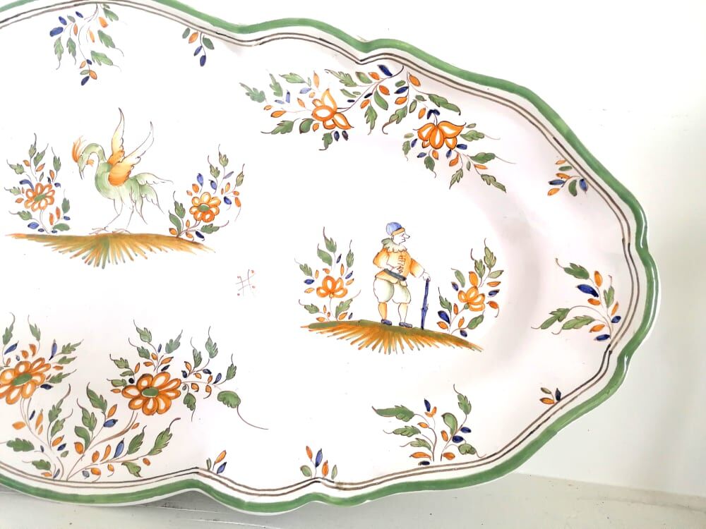 Large dish in Moustiers earthenware