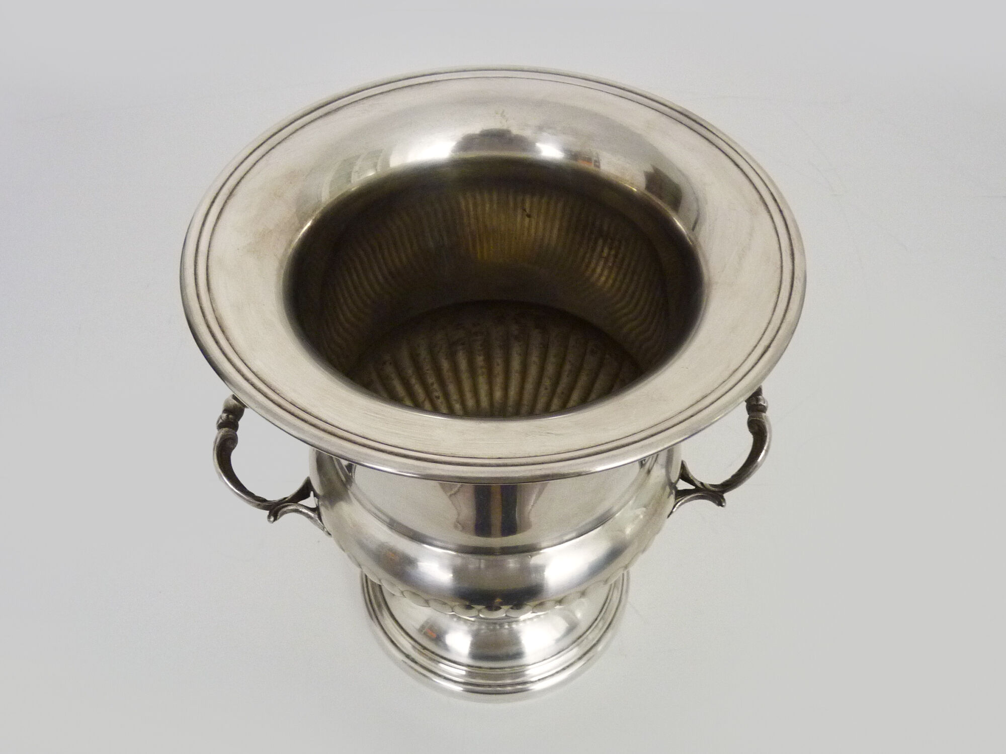 Champagne bucket shape Vintage Medici in silver metal. Year 60 70